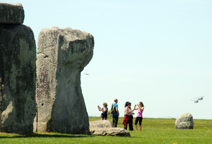 stonehenge1205_03